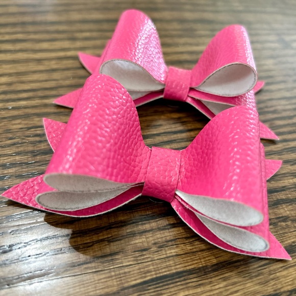 SOLD•Shoe Clips - Picture 2 of 3